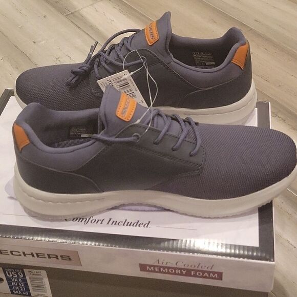 SKECHERS, 🇺🇸 9 - Picture 4 of 4